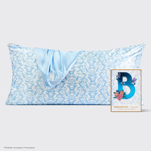 Kitsch x Bridgerton Satin-Kissenbezug in Toile De Blue - King
