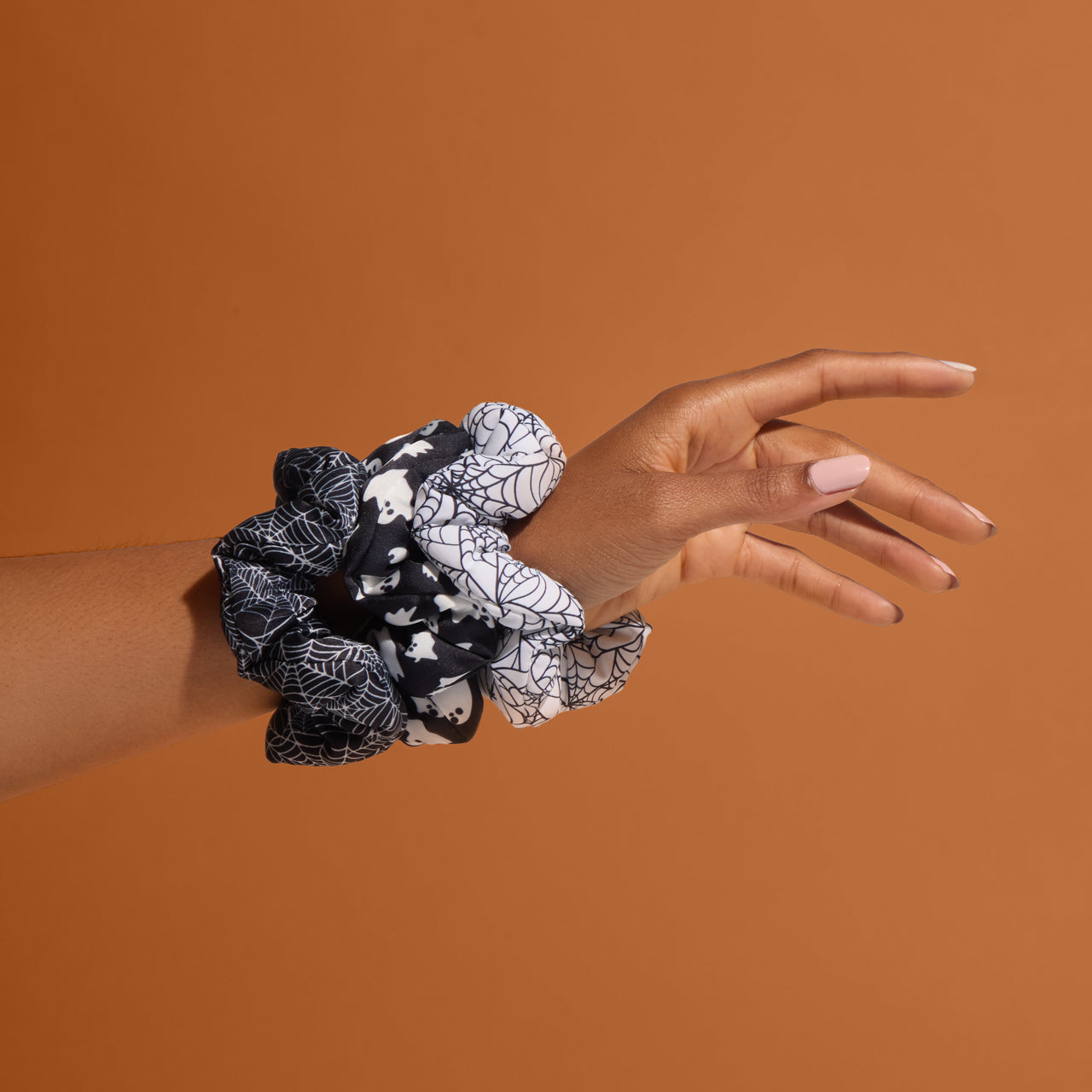 Scrunchies Nube Telaraña