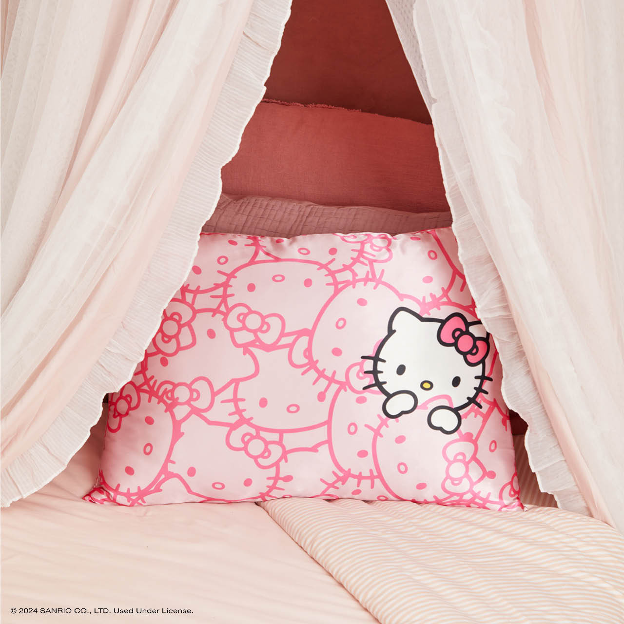 Satin Kopfkissenbezug Hello Kitty x Kitsch - Rosa Hello Kitty Gesichter