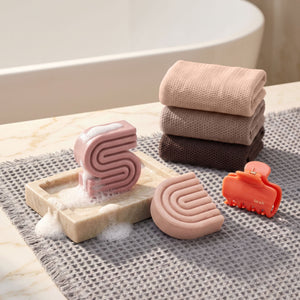 Kitsch Castor Oil Shampoo and Conditioner Bar Summer Welcome Kit with free African Net Sponge and Quick-Dry Bath Mat